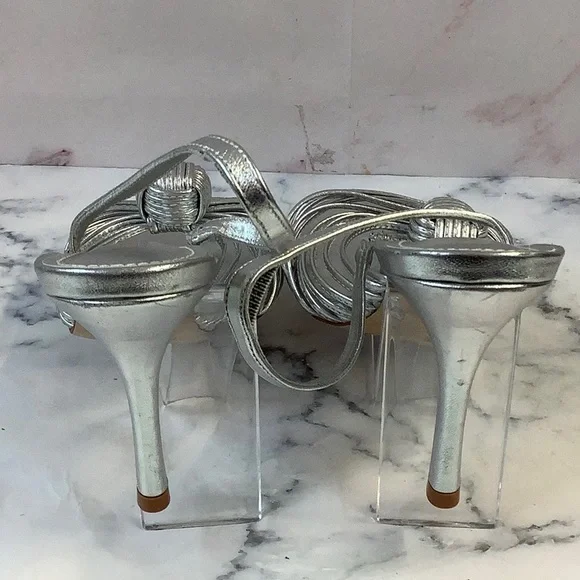 NWT Larroude Silver Slingback Heels with Peep-Toe Design Size 7.5 - Picture 3 of 6